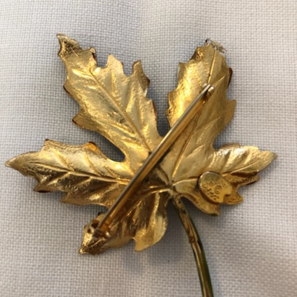 Leaf brooch (Fall colors) - Picture 2 of 3